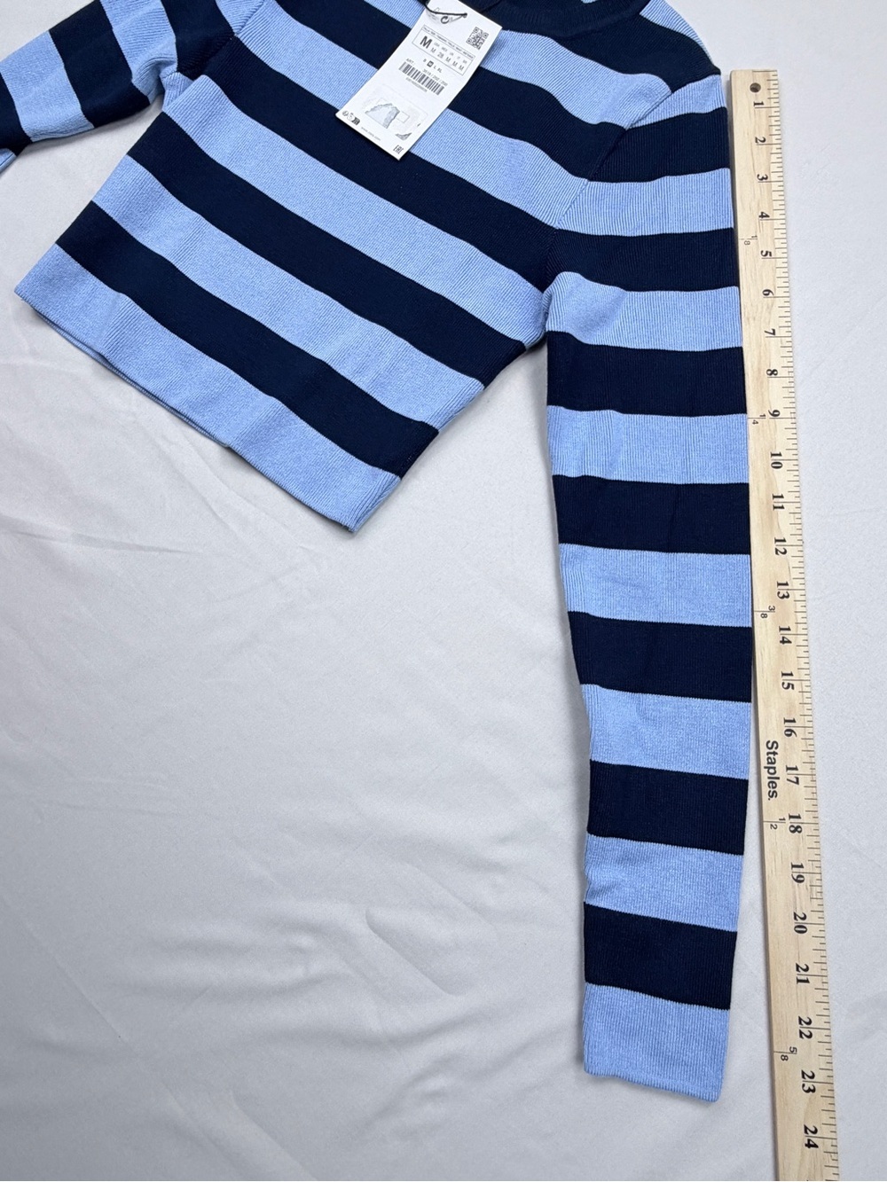 Zara Light Blue & Navy Striped Cropped Crewneck Sweater - Picture 5 of 8